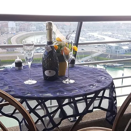Zeeparel Duplex Loft Apartment *