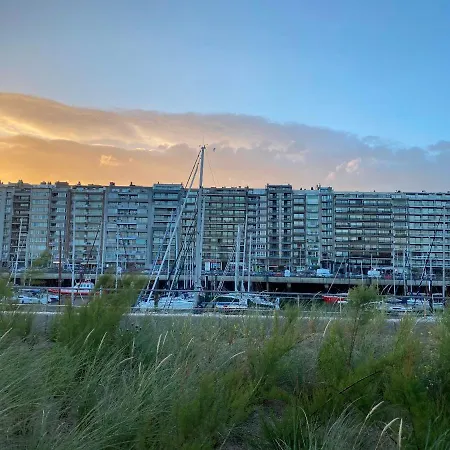 Apartment Zeeparel Duplex Loft Blankenberge