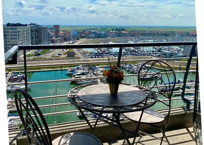 Zeeparel Duplex Loft Apartment